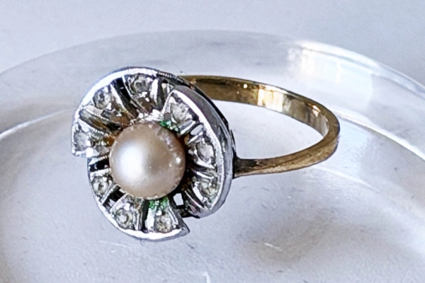 Zilver met Verguld? Ring met Parel en Geslepen Steentjes