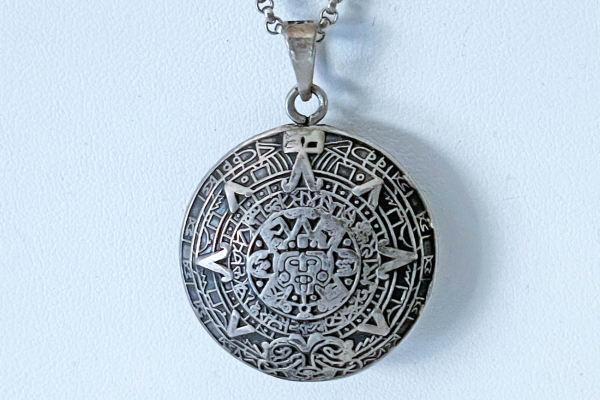 Zilveren Ketting met Zilveren Hanger, Azteekse Kalender