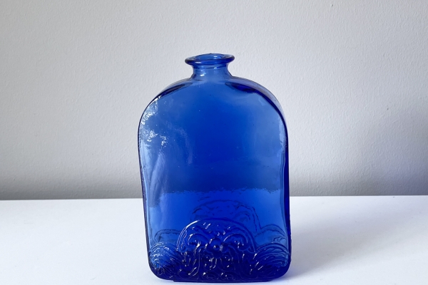 Bewerkte Vintage Blauw Glazen Fles