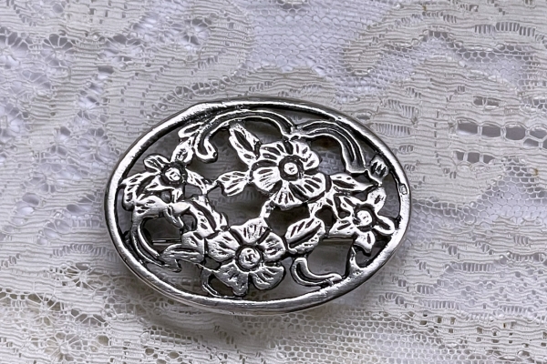 Opengewerkte Florale Zilveren Broche
