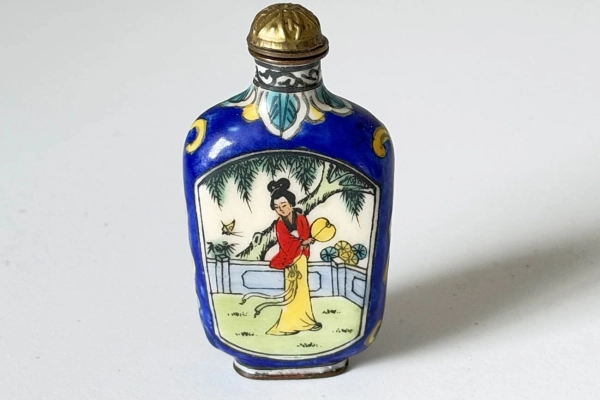 Chinees Kanton, Jaren 50 Parfumflesje