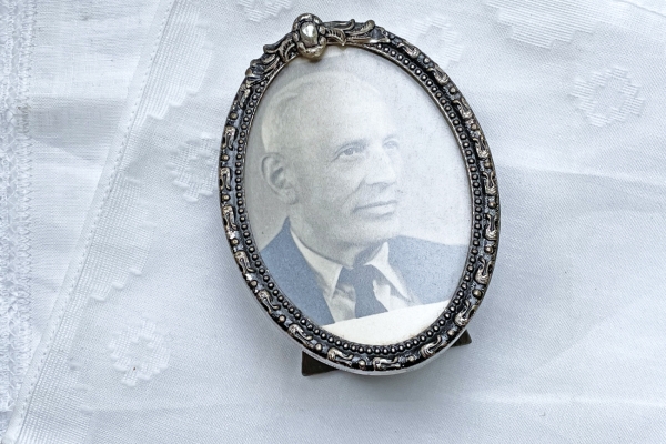 Oud Ovaal Zilverkleurig Fotolijstje