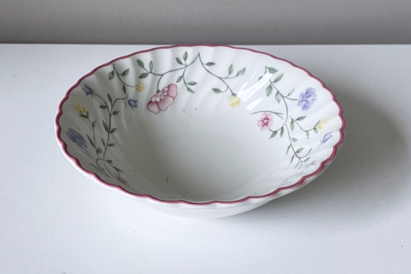Johnson Bros Schaaltje, Summer Chintz