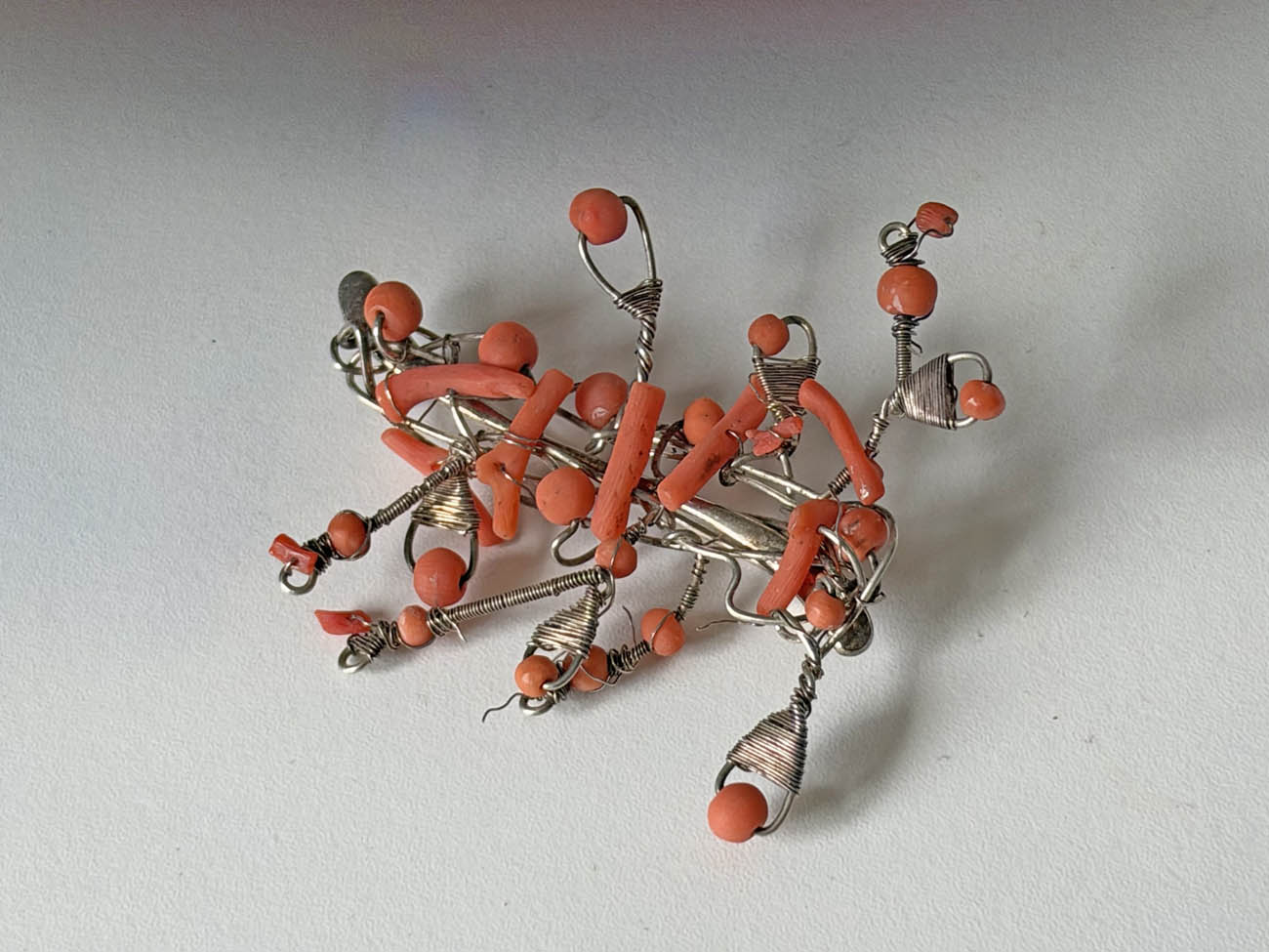 koraal broche2