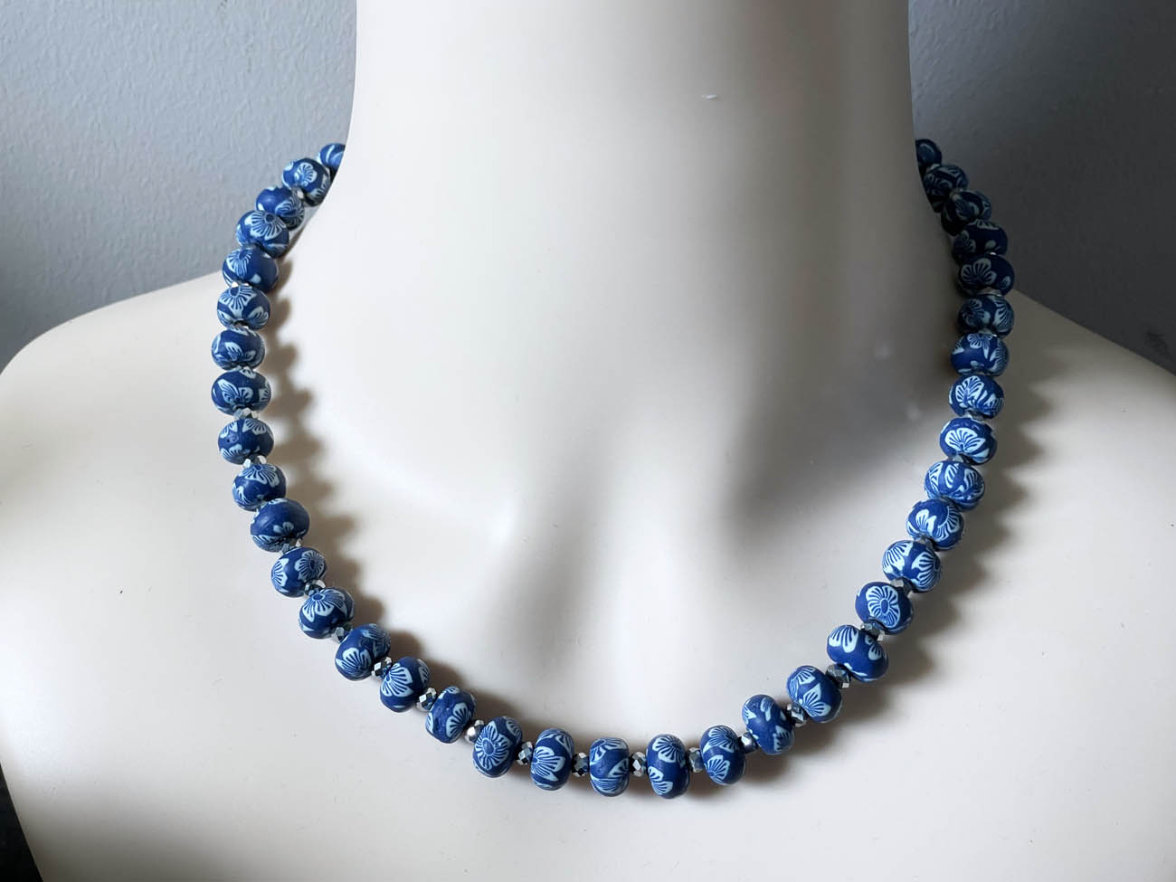 loculi ketting blauw2