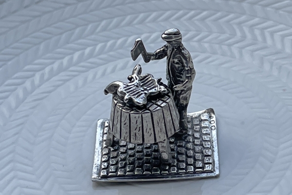 Nederlands Zilveren miniatuur, Slager met Hakblok
