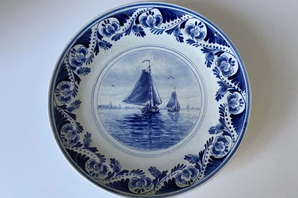 Delfts Blauw, Porseleyne Fles, Wandbord met Zeilschip
