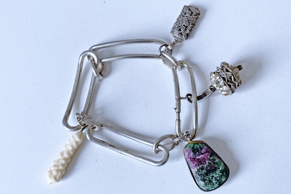 Bijzondere Zilveren Oosterse Schakelarmband