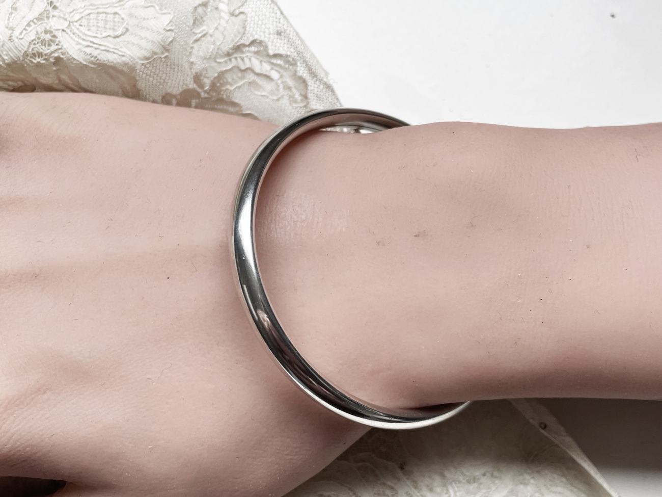 slavenarmband 835