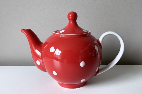 Theepot "Spiegelburg Garden" Rood met Witte Polkadots.