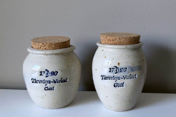 2 Mosterpotjes Tierenteyn-Verleut, Gent