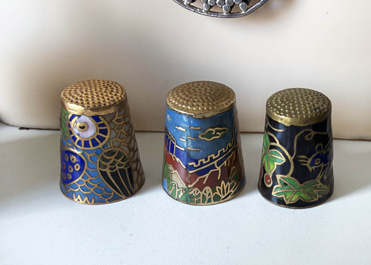 vintage cloissonne vingerhoedjes1